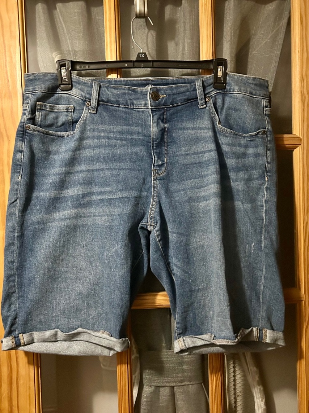 St. John’s Bay Bermuda Jean Shorts 20W